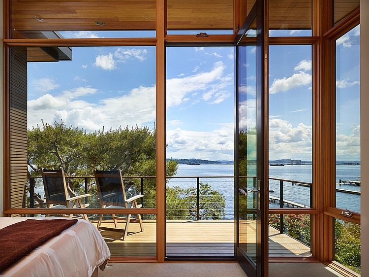 10 Amazing Lakeside Homes And Retreats