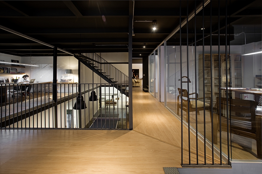 Ingenious office design combines modern and industrial styles