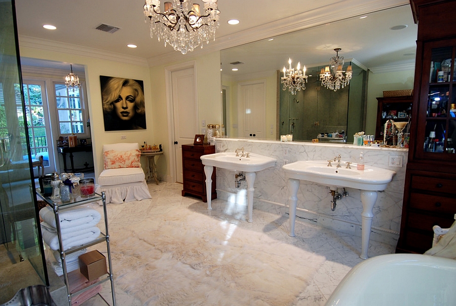 Lighting plays a pivotal role in shaping the feminine bathroom