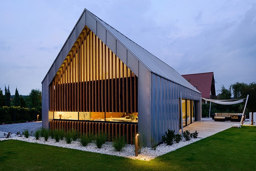 Long narrow window on the lower level offers views of the outdoors