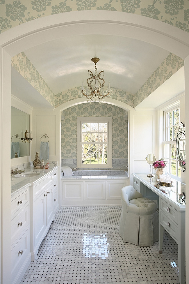 Master bathroom that makes smart use of its unique plan [Design: RLH Studio]