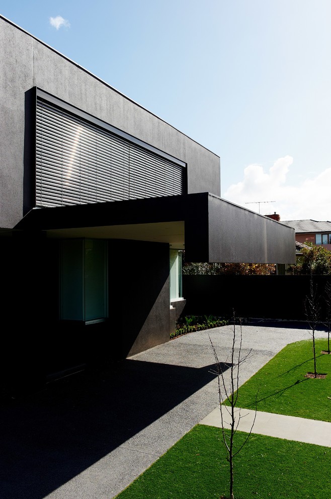 Modern shed and garage with porte cochere