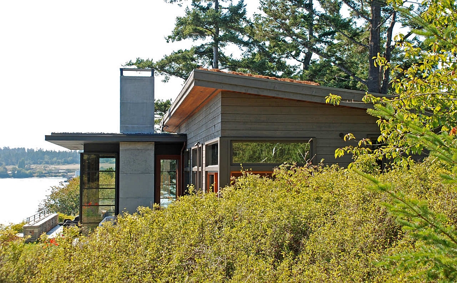 Nature-centric design of the North Bay Residence