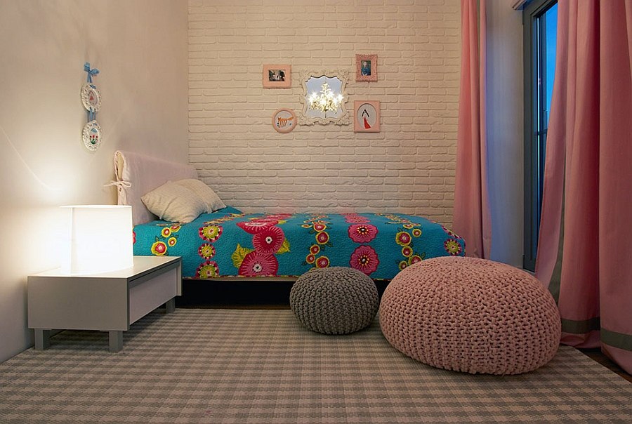 Small kids' bedroom with lovely colors