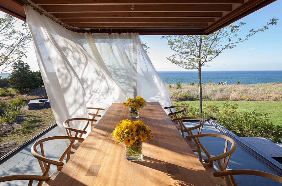 Stunning dining space lets you enjoy the pleasant outdoors