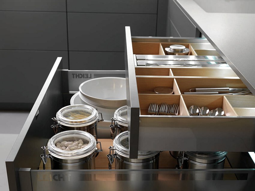 Touch-of-stainless-steel-brings-durability-and-style-to-the-kitchen