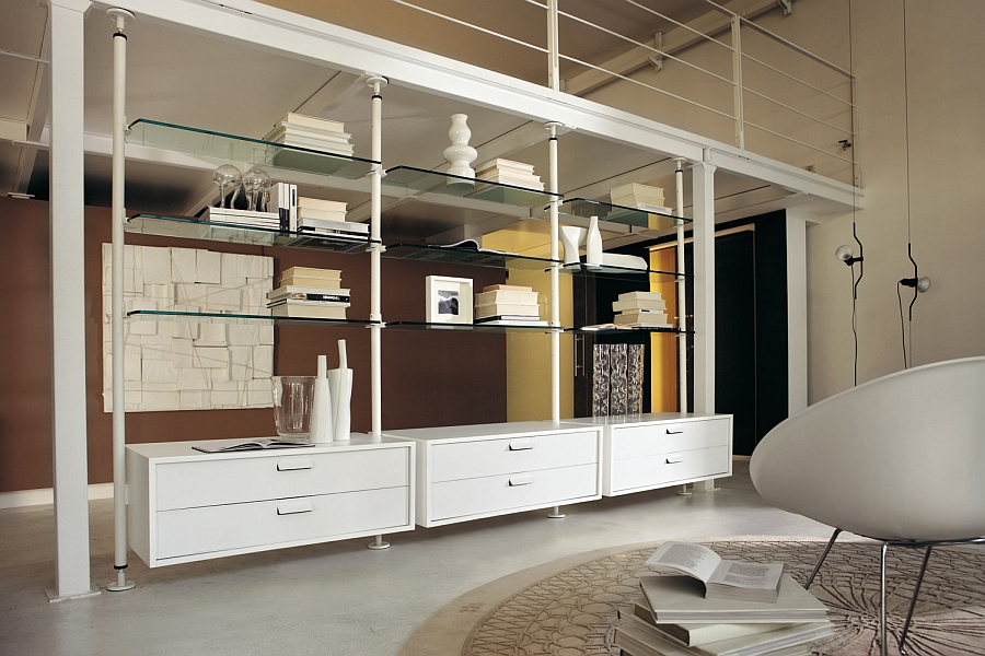 Trendy wall unit with glass shelves in white