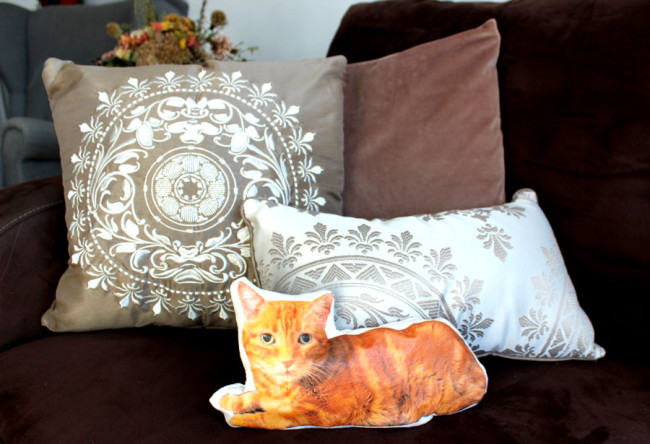 custom cat shaped pillow