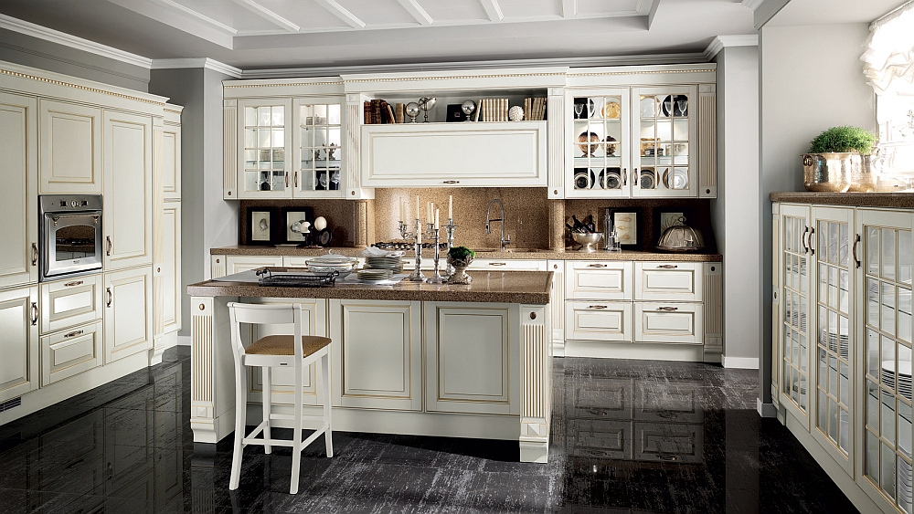 Classic kitchen creates a cozy, family-friendly atmosphere