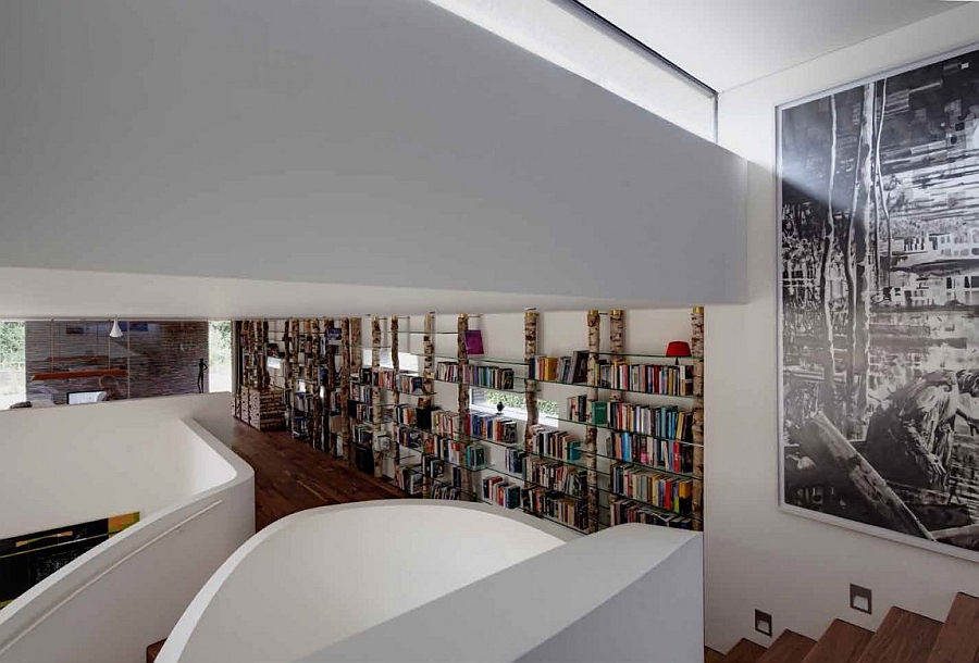 Creative bookcase on the mezzanine level