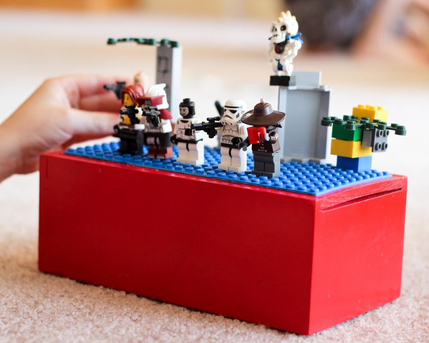 DIY lego travel box from Finley & Oliver