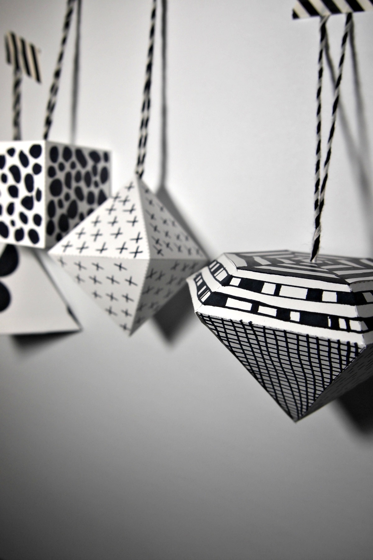 DIY ornaments - black and white