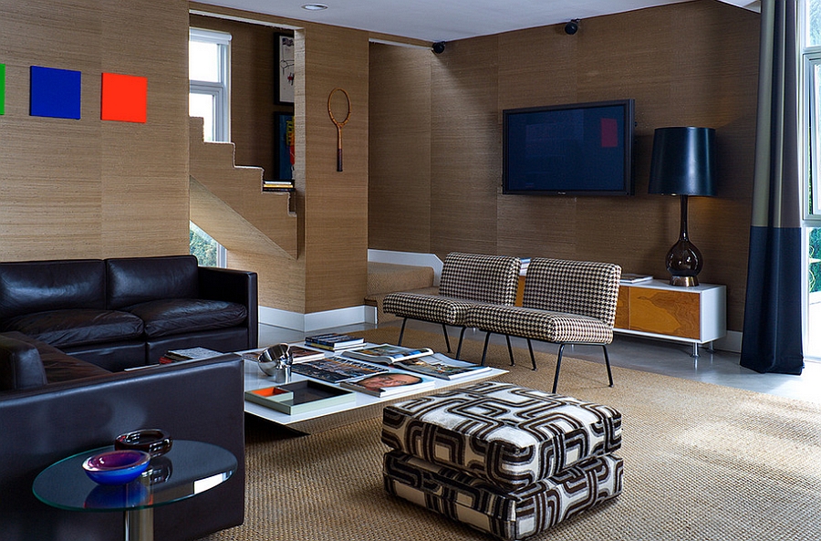 Dashing living room with a midcentury modern flair [Design: Kenneth Brown Design]