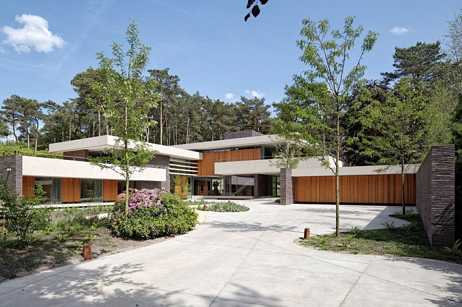 Entrance to the lavish villa in Netherlands surrounded by forest