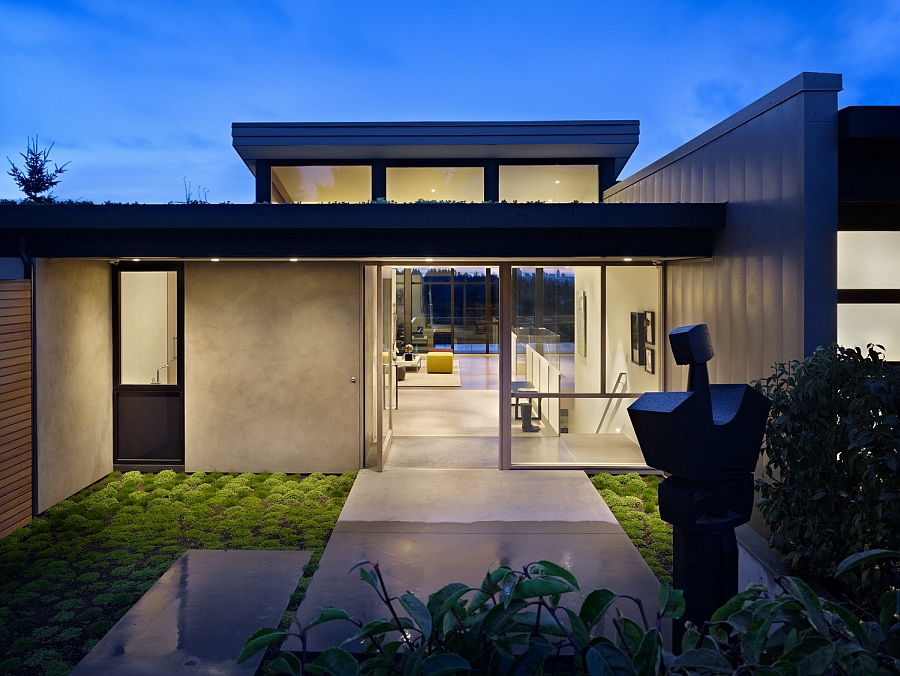 Gorgeous modern Seattle home Hillside Modern