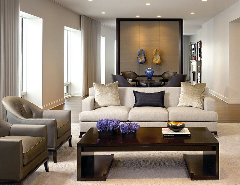 Grasscloth wall acts as a cool room divider [Design: Gary Lee Partners]