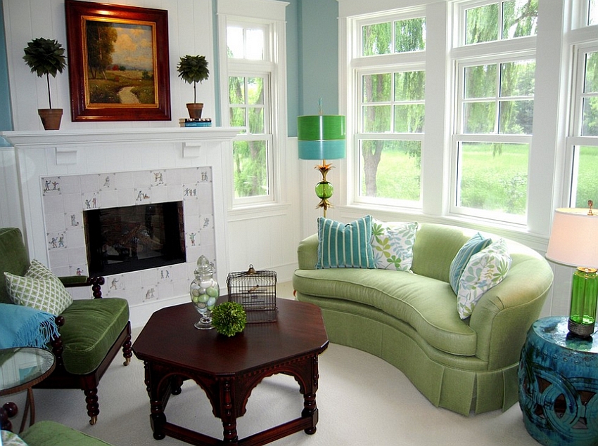 Green and blue make a beautiful combination in the living room