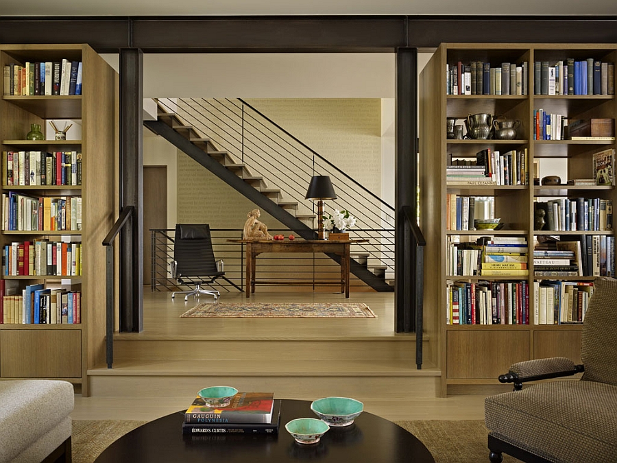 Interior that uses books for decoration