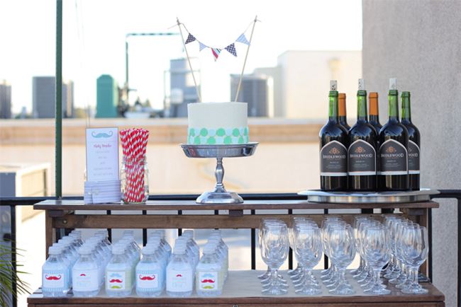 Inviting party drink station