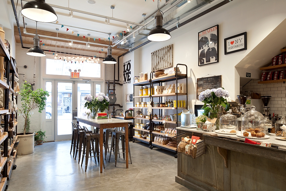 Old NYC Carriage House Renovated Into A Trendy Café