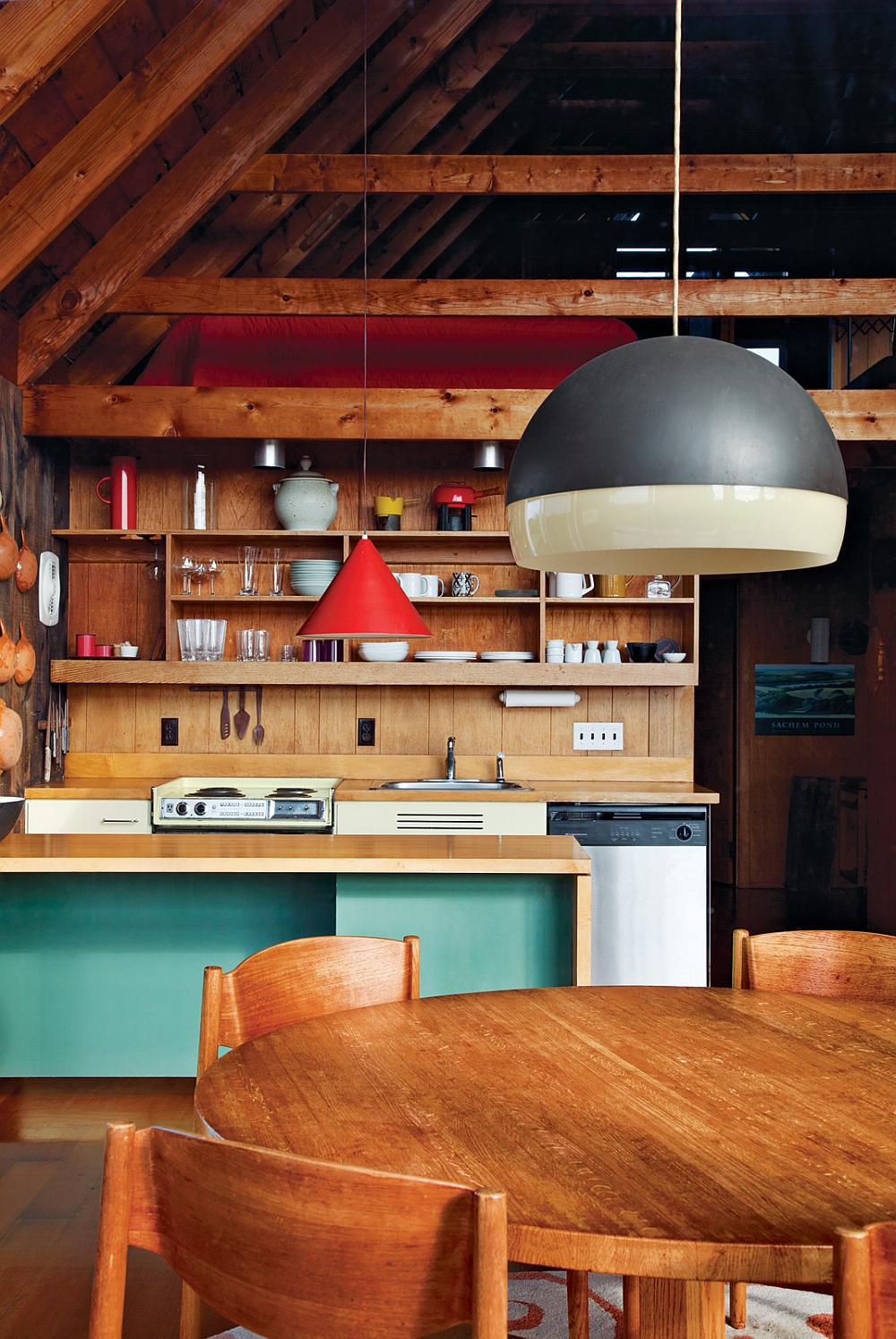Lovely use of pendant lights inside the cool island retreat