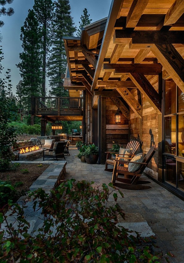 Stunning Cabin Retreat Brings Rustic Texan Charm To Lake Tahoe Decoist   Outdoor Lounge And Fireplace For The Beuatiful Winter Cabin House 600x857 