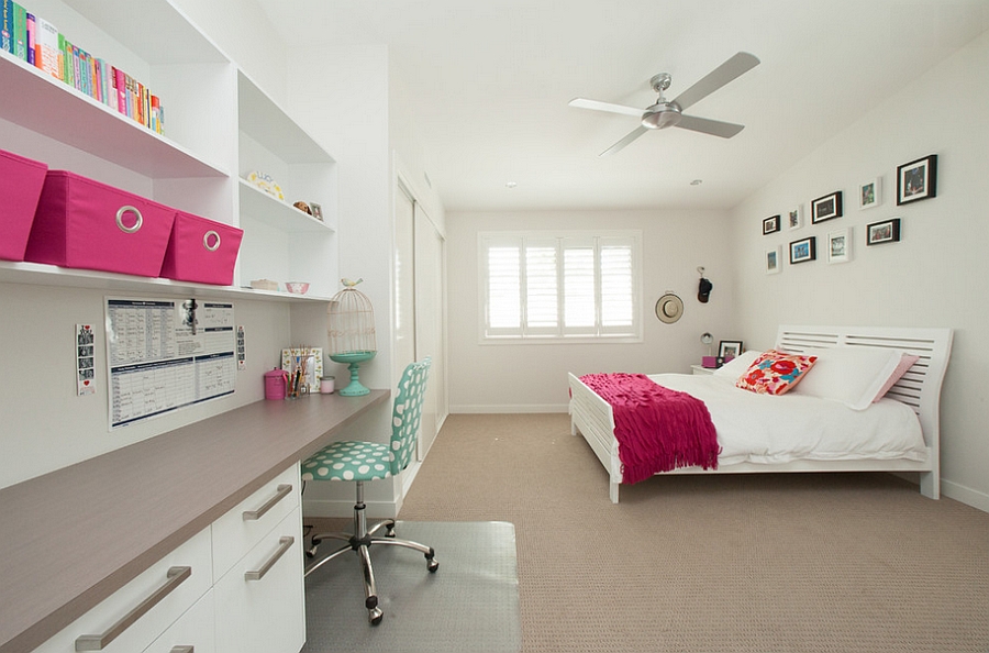 Pops of pink add elegance to the bedroom [Design: Angus Cowan Constructions]