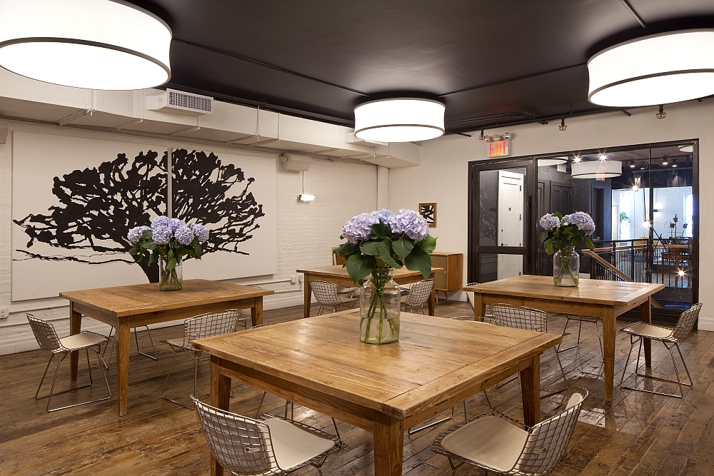 Simple and stylish table arrangement inside the cafe