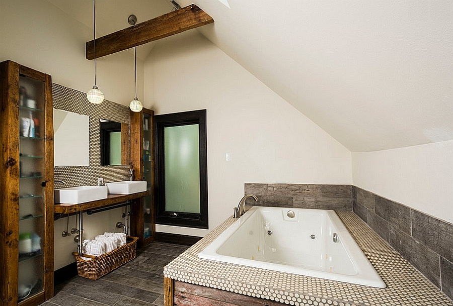 Smart bathroom design makes wonderful use of space [Design: Ginkgo House Architecture]