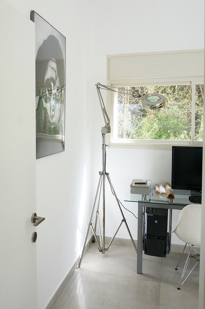 Tripod floor lamp in the cool home office