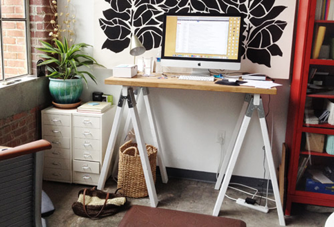 Mint Standing Desk