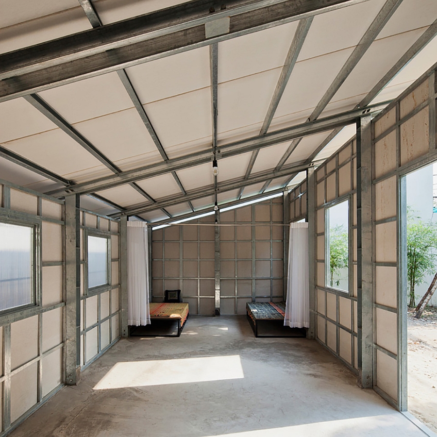 Adaptable interior of the steel prefab S House 3