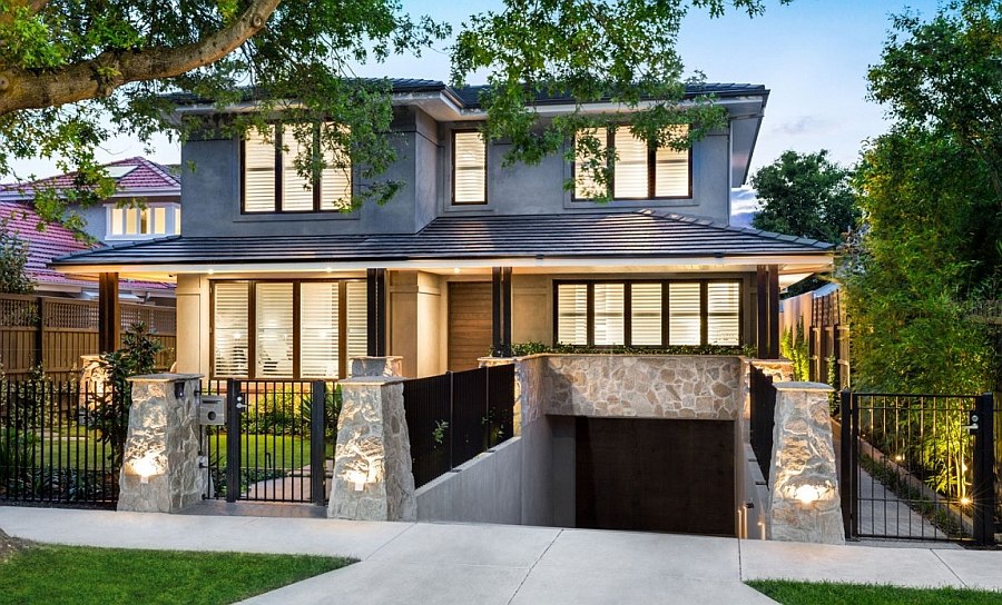 Beautiful private residence in Melbourne with warm lighting