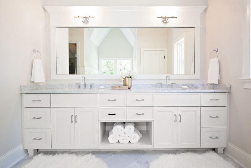 10 Modern Bathroom Spaces With Cozy Features