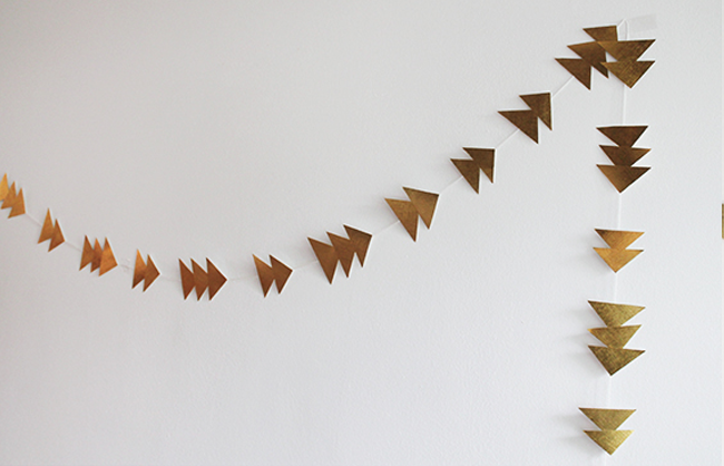 DIY Gold Garland