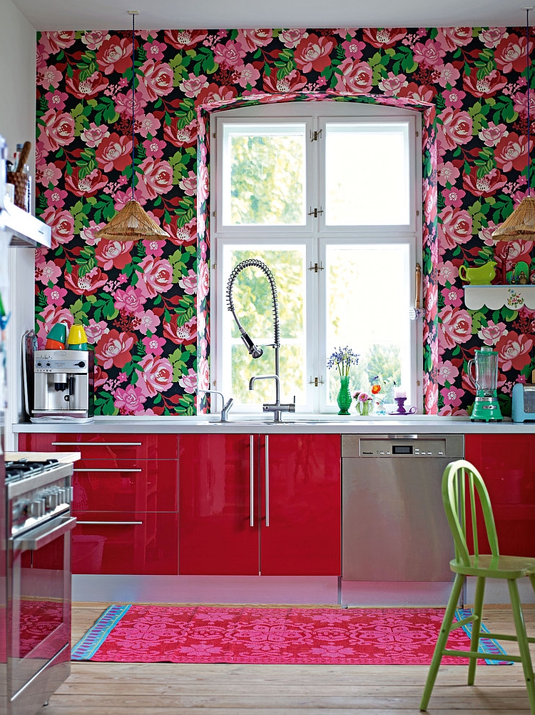 Dare to usher in a bold print to enliven the contemporary kitchen [Photography: Debi Treloar]