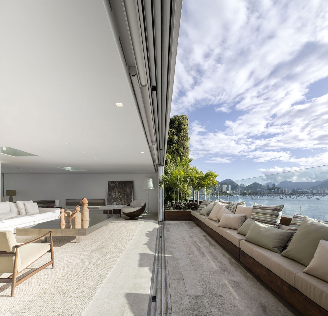 Deck of the minimalist house in Rio with ocean views