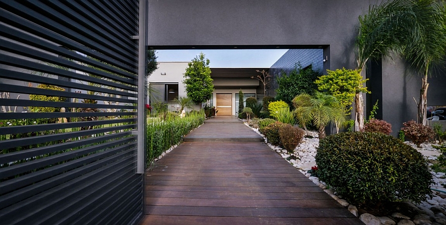 Entrance leading to the fabulous contemporary villa