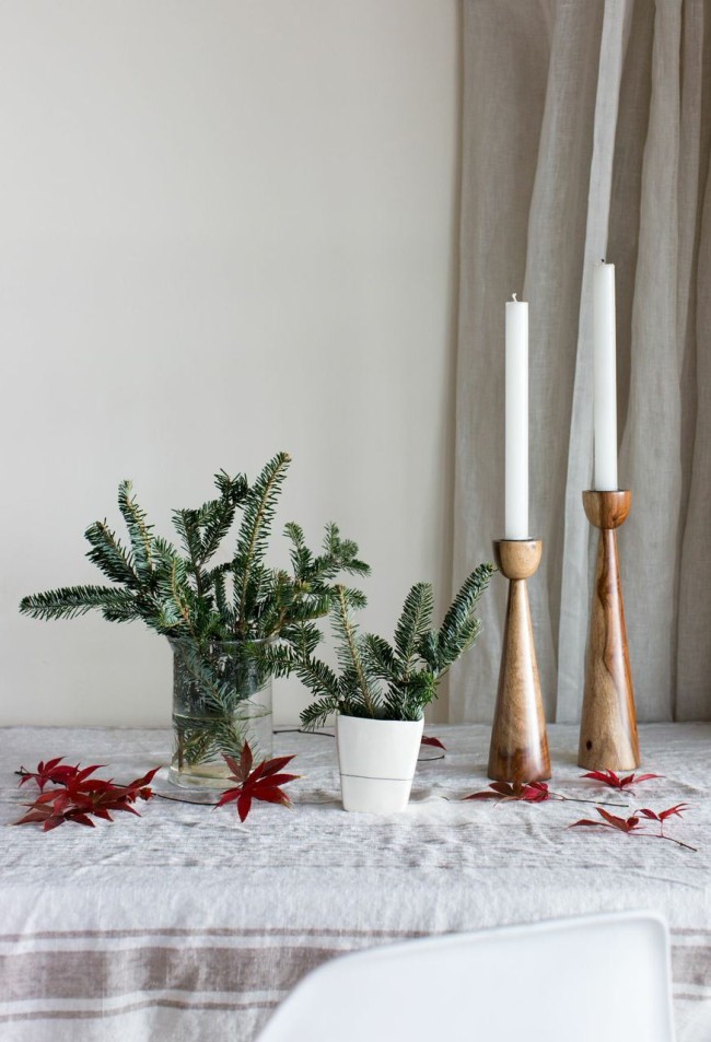 Design a Dazzling Christmas Table