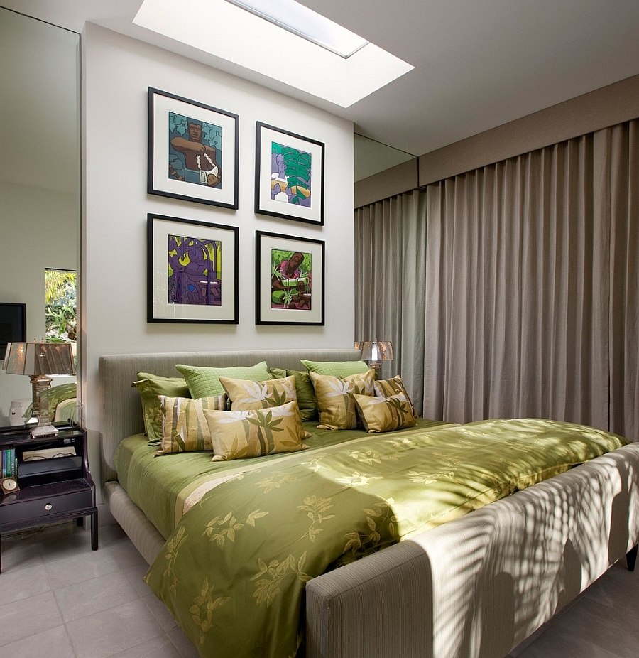 Midcentury modern bedroom with a cool skylight above