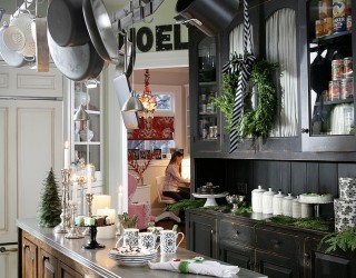 Christmas Decorating Ideas That Add Festive Charm to Your Kitchen