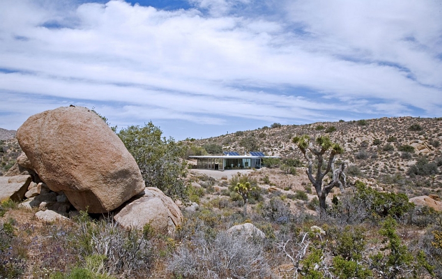 Off Grid vacation House in California