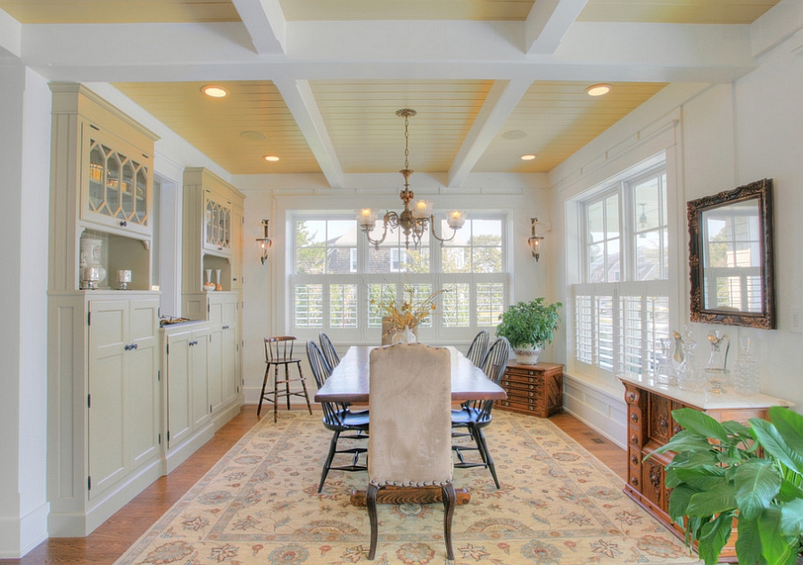 pale yellow dining room