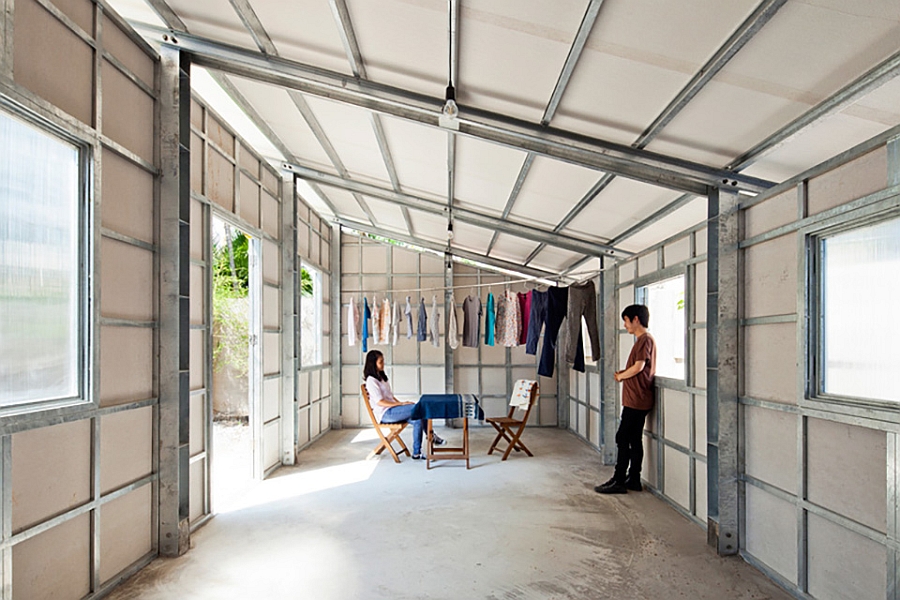 Prefab tinyhouse with steel lattice structure by Vo Trong Nghia
