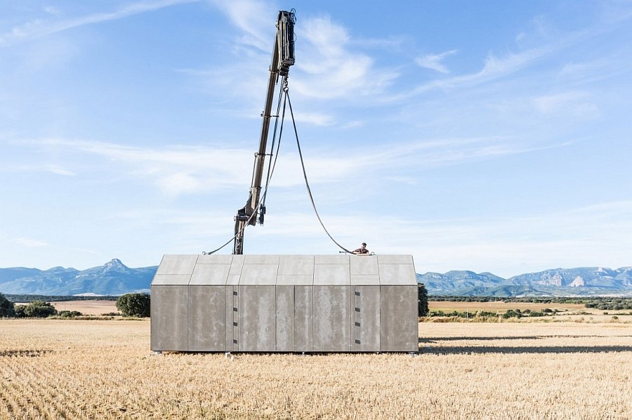 Smart prefabricated home can be setup pretty much anywhere!