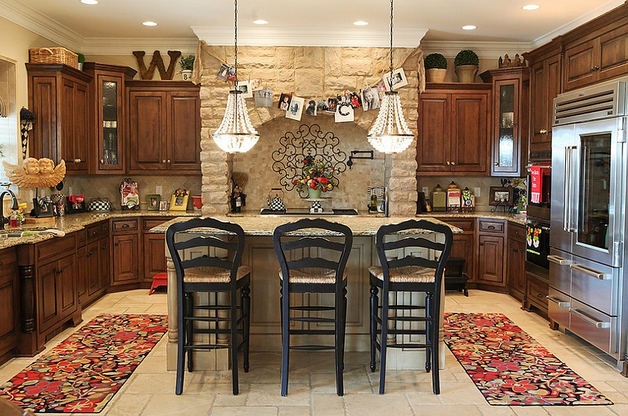 Stylish and subtle Christmas kitchen decorating idea [From: Julie Ranee Photography]