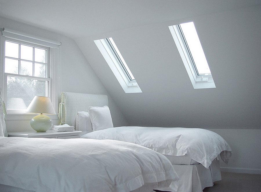 23 Stylish Bedrooms That Bring Home the Beauty of Skylights!