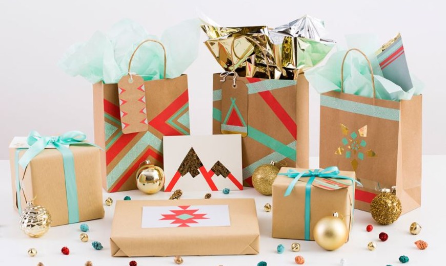 10 DIY Holiday Gift Wrapping Ideas