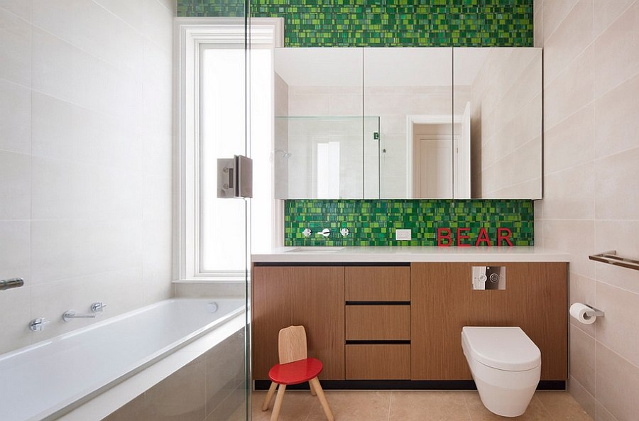 20 Refreshing Bathrooms with a Splash of Green