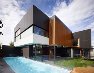 Period Cottage in Geelong Gets a Classy Contemporary Addition